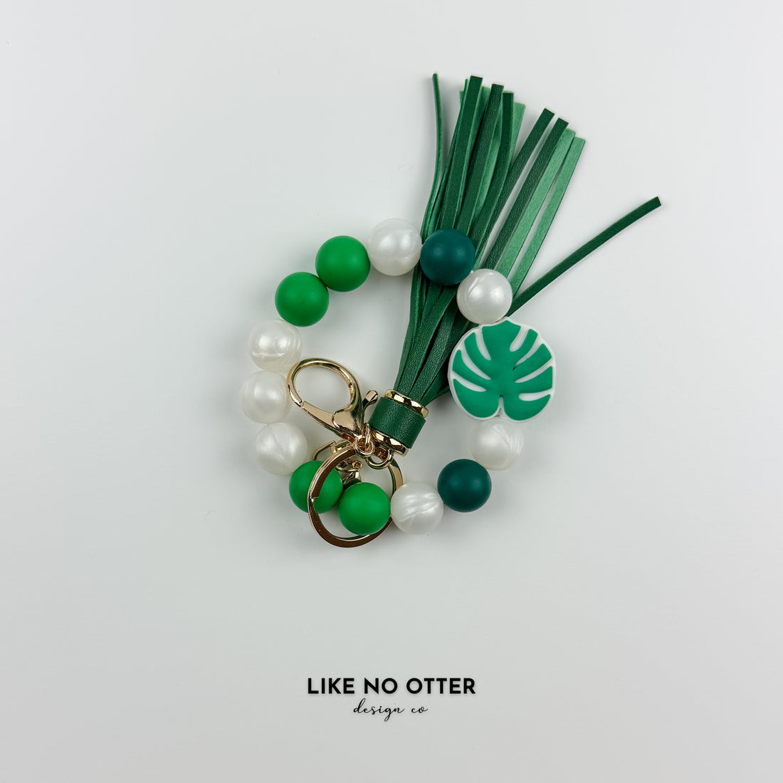 Green, Pearl & White Monstera Leaf Silicone Wristlet